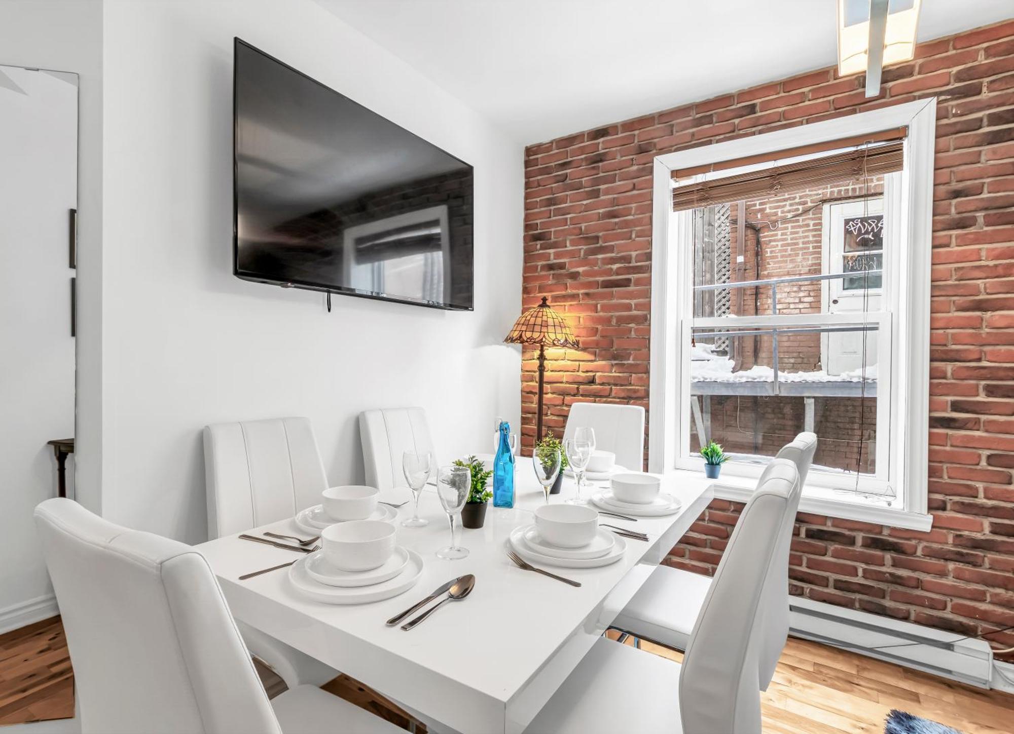Beautiful 3-Bedrooms In Heart Of Plateau Mont-Royal Montreal Luaran gambar