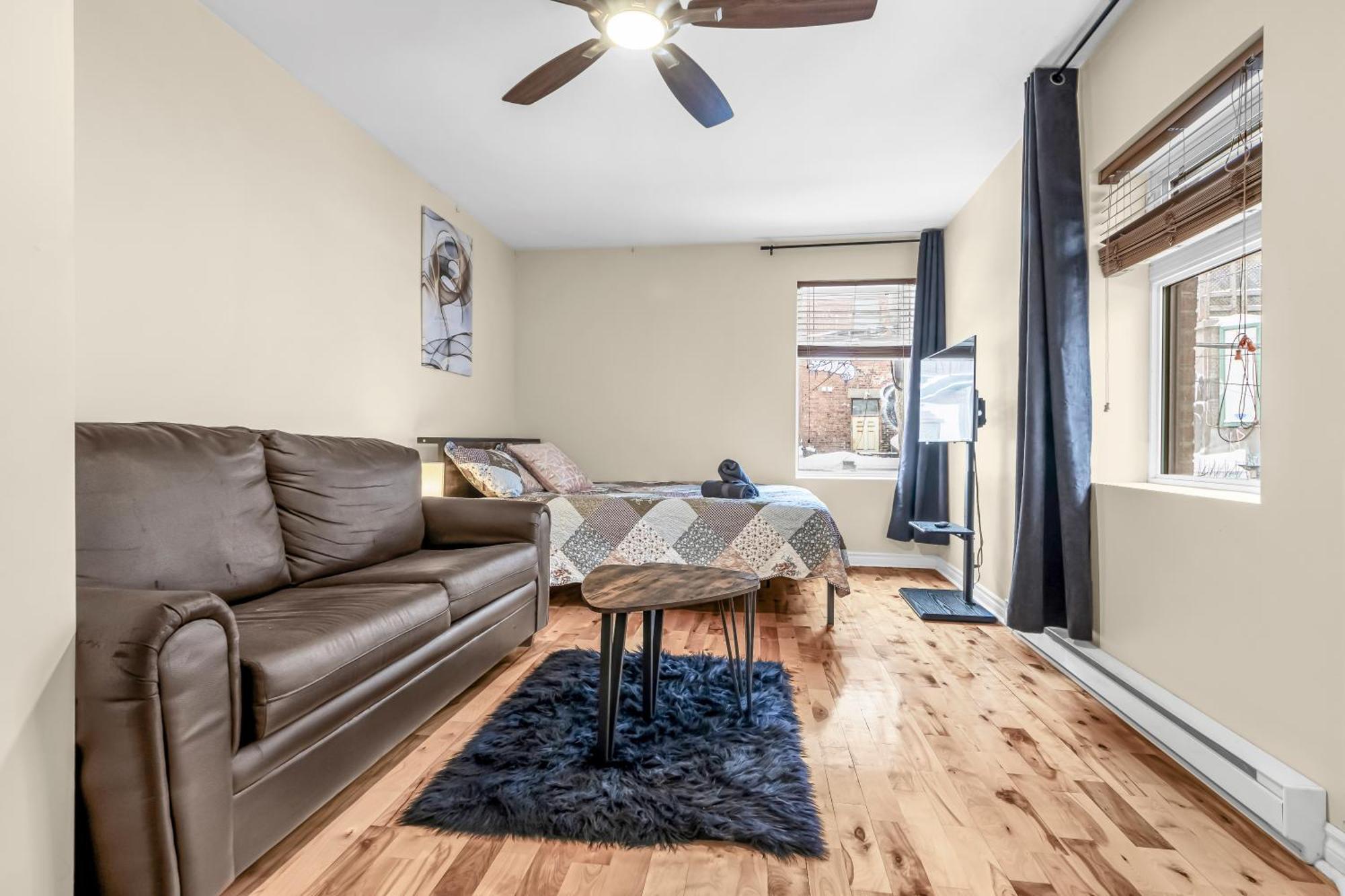 Beautiful 3-Bedrooms In Heart Of Plateau Mont-Royal Montreal Luaran gambar