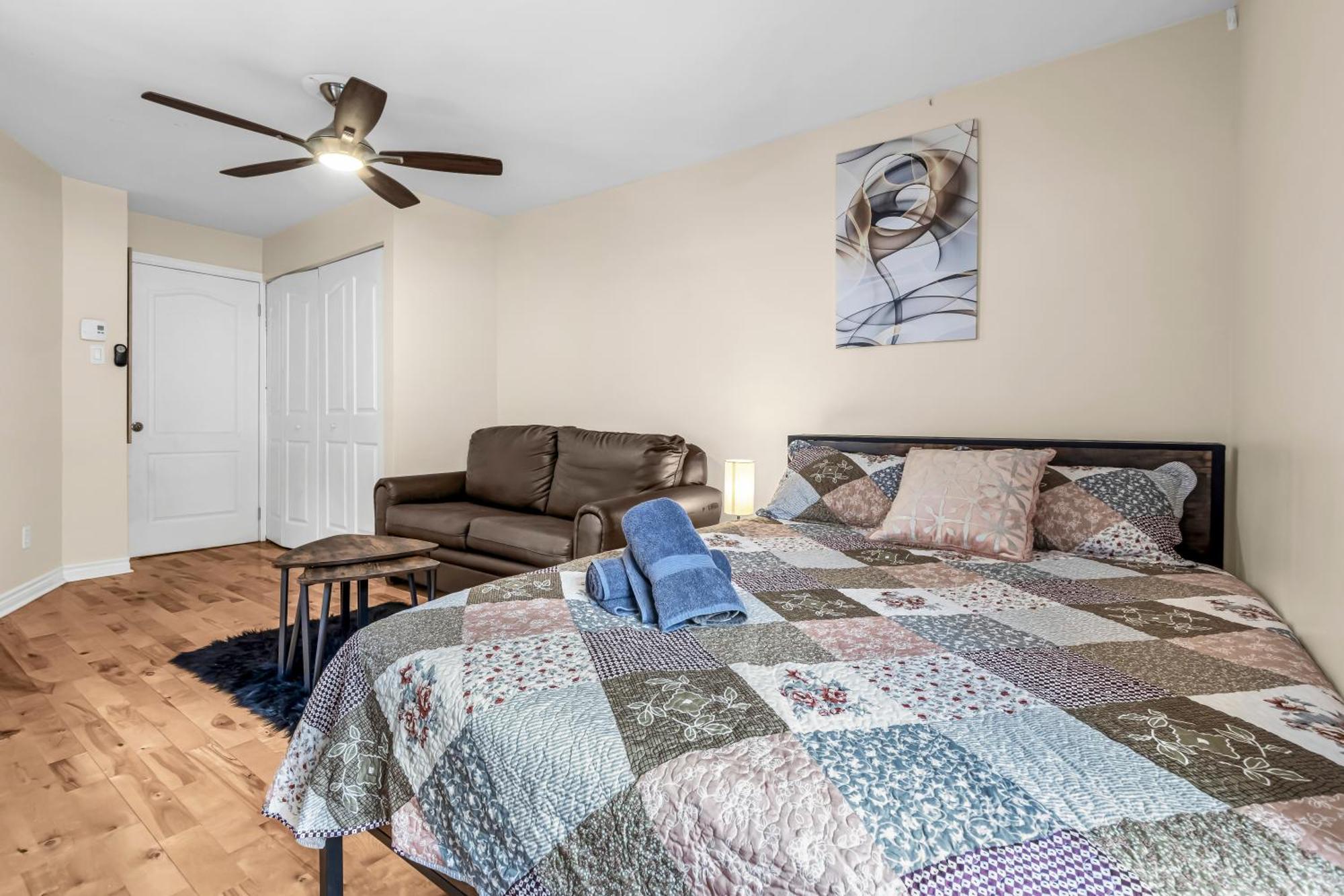 Beautiful 3-Bedrooms In Heart Of Plateau Mont-Royal Montreal Luaran gambar
